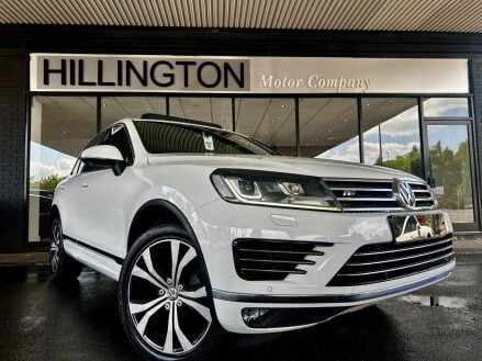 Volkswagen Touareg 3.0 TDI V6 BlueMotion Tech R-Line Tiptronic 4WD Euro 6 (s/s) 5dr