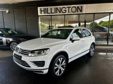 Volkswagen Touareg 3.0 TDI V6 BlueMotion Tech R-Line Tiptronic 4WD Euro 6 (s/s) 5dr 9