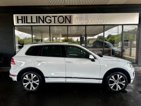 Volkswagen Touareg 3.0 TDI V6 BlueMotion Tech R-Line Tiptronic 4WD Euro 6 (s/s) 5dr 13