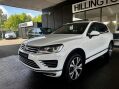 Volkswagen Touareg 3.0 TDI V6 BlueMotion Tech R-Line Tiptronic 4WD Euro 6 (s/s) 5dr 16