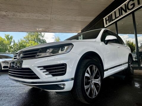 Volkswagen Touareg 3.0 TDI V6 BlueMotion Tech R-Line Tiptronic 4WD Euro 6 (s/s) 5dr 25