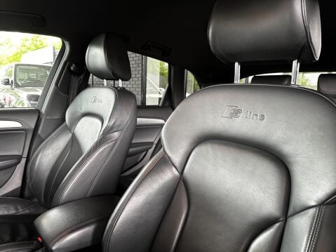 Audi Q5 2.0 TDI S line Plus S Tronic quattro Euro 5 (s/s) 5dr 22
