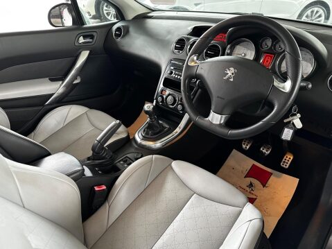 Peugeot 308 2.0 HDi Roland Garros Euro 5 2dr 22