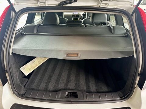 Volvo V50 1.6D DRIVe SE Lux Edition Euro 5 (s/s) 5dr 28