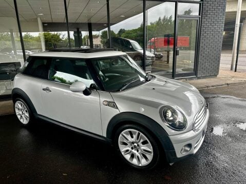 Mini Hatch 1.6 Cooper D Camden Euro 4 3dr 15