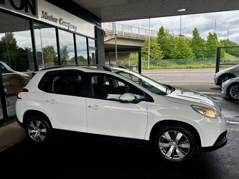 Peugeot 2008 1.2 VTi Active Euro 5 5dr 9