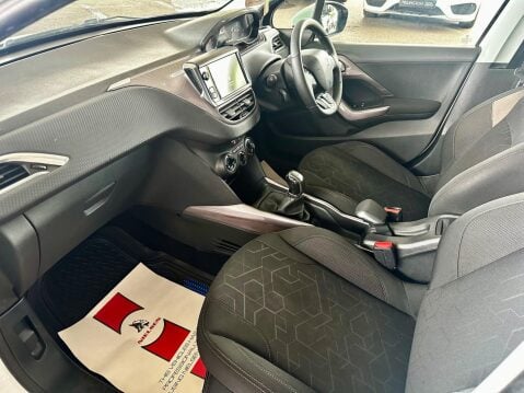 Peugeot 2008 1.2 VTi Active Euro 5 5dr 18