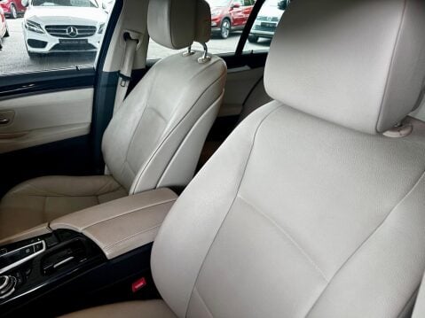 BMW 5 Series 2.0 520d SE Touring Steptronic Euro 5 5dr 40