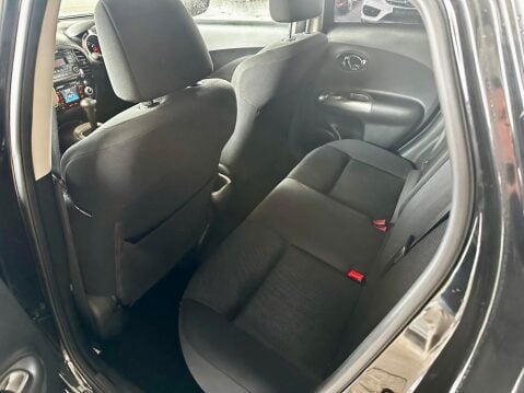 Nissan Juke 1.6 Acenta CVT Euro 5 5dr 29