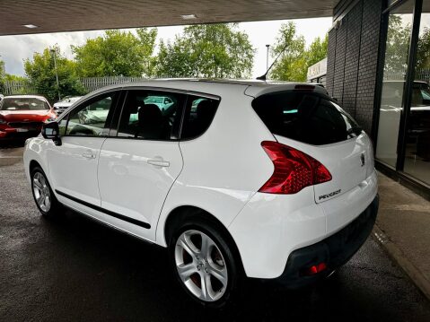 Peugeot 3008 1.6 HDi Allure Euro 5 5dr 9