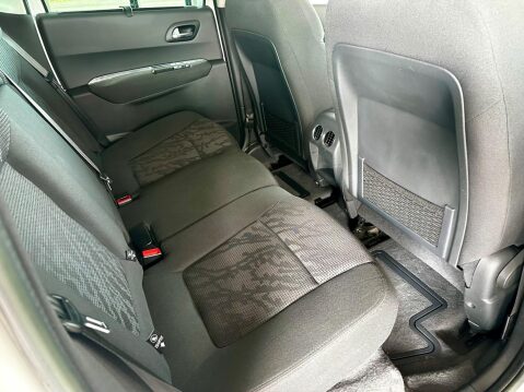 Peugeot 3008 1.6 HDi Allure Euro 5 5dr 17