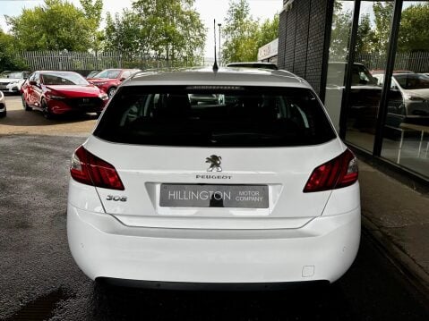 Peugeot 308 1.2 PureTech Allure Euro 6 (s/s) 5dr 8