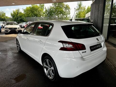 Peugeot 308 1.2 PureTech Allure Euro 6 (s/s) 5dr 9