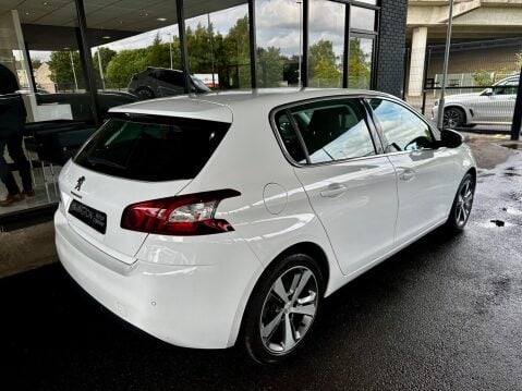 Peugeot 308 1.2 PureTech Allure Euro 6 (s/s) 5dr 16