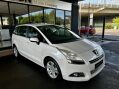 Peugeot 5008 1.6 HDi Active Euro 5 5dr 8