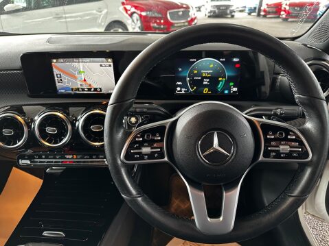 Mercedes-Benz A Class 1.3 A200 Sport 7G-DCT Euro 6 (s/s) 5dr 25
