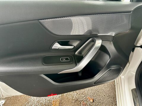 Mercedes-Benz A Class 1.3 A200 Sport 7G-DCT Euro 6 (s/s) 5dr 33