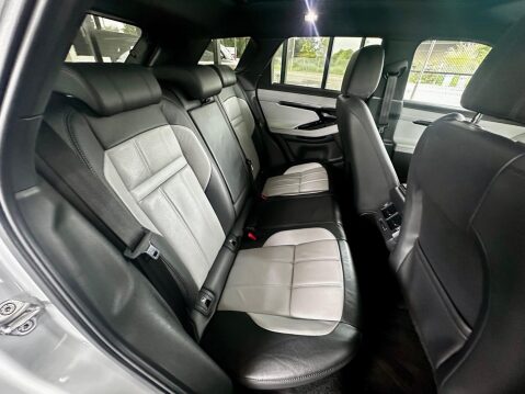 Land Rover Range Rover Evoque 2.0 D180 First Edition Auto 4WD Euro 6 (s/s) 5dr 29