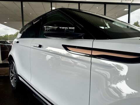 Land Rover Range Rover Evoque 2.0 D180 First Edition Auto 4WD Euro 6 (s/s) 5dr 33