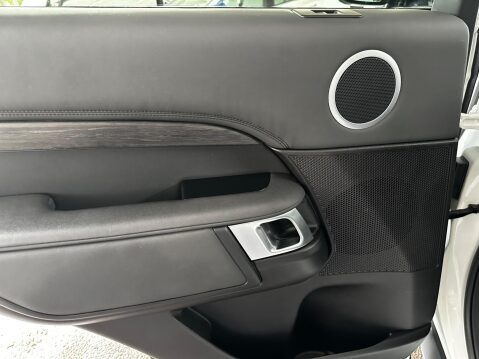 Land Rover Discovery 3.0 TD V6 HSE Auto 4WD Euro 6 (s/s) 5dr 56