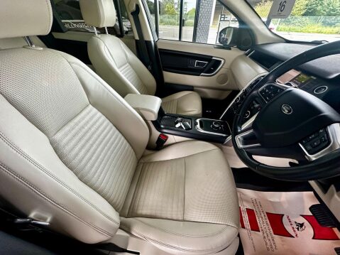 Land Rover Discovery Sport 2.0 TD4 HSE Luxury Auto 4WD Euro 6 (s/s) 5dr 29
