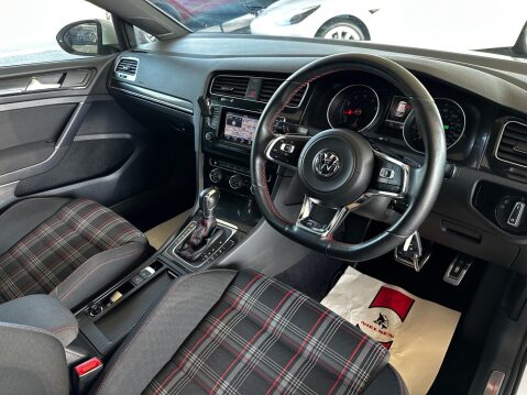 Volkswagen Golf 2.0 TSI BlueMotion Tech GTI DSG Euro 6 (s/s) 5dr 23