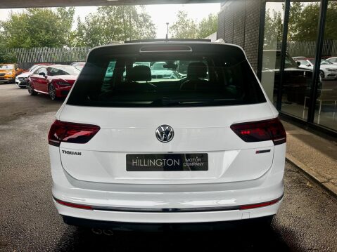 Volkswagen Tiguan 2.0 TDI R-Line 4Motion Euro 6 (s/s) 5dr 9