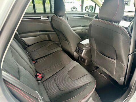 Ford Mondeo 2.0 TDCi ST-Line Euro 6 (s/s) 5dr 28