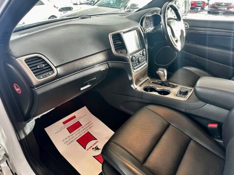 Jeep Grand Cherokee 3.0 V6 CRD Summit Auto 4WD Euro 6 5dr 42