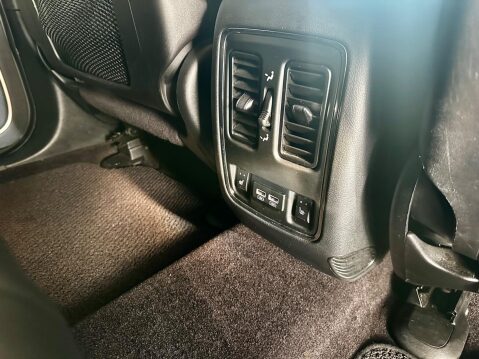 Jeep Grand Cherokee 3.0 V6 CRD Summit Auto 4WD Euro 6 5dr 38