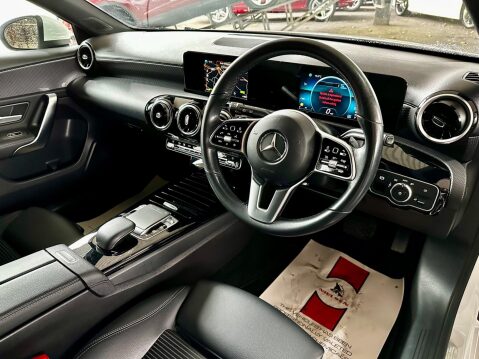 Mercedes-Benz A Class 1.5 A180d Sport 7G-DCT Euro 6 (s/s) 5dr 27