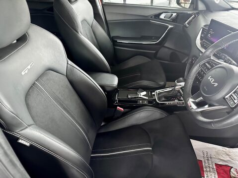 Kia Ceed 1.5 T-GDi GT-Line S DCT Euro 6 (s/s) 5dr 38