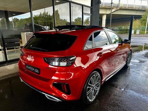 Kia Ceed 1.5 T-GDi GT-Line S DCT Euro 6 (s/s) 5dr 17