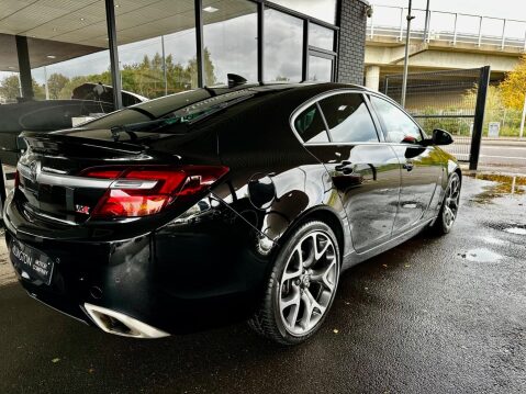 Vauxhall Insignia 2.8T V6 VXR SuperSport Auto 4WD Euro 6 5dr 25