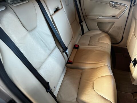 Volvo XC60 2.4 D5 SE Lux Geartronic AWD Euro 5 5dr 20