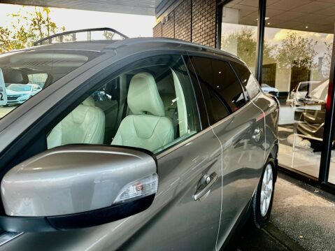 Volvo XC60 2.4 D5 SE Lux Geartronic AWD Euro 5 5dr 31