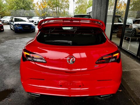 Vauxhall Astra GTC 2.0T VXR Euro 6 (s/s) 3dr 37