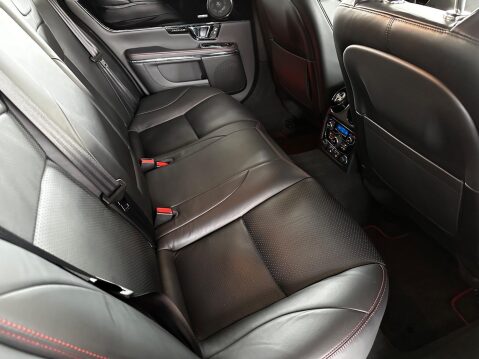 Jaguar XJ 3.0 V6 R-Sport Auto Euro 6 (s/s) 4dr 17