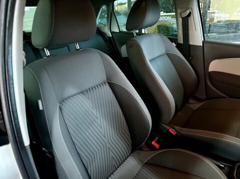 Volkswagen Polo 1.2 TSI BlueMotion Tech SE Design DSG Euro 6 (s/s) 5dr 29