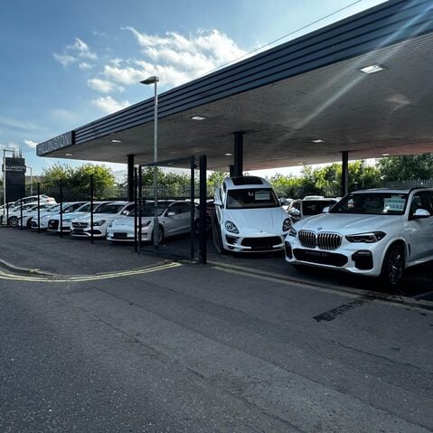 Welcome to Hillington Motor Company 2