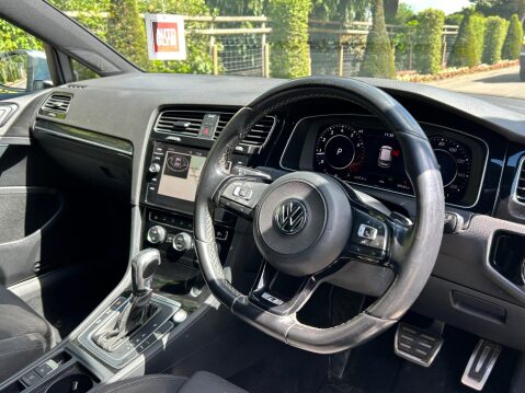 Volkswagen Golf 2.0 TSI R DSG 4Motion Euro 6 (s/s) 5dr 27