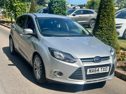 Ford Focus 1.0T EcoBoost Zetec Euro 5 (s/s) 5dr
