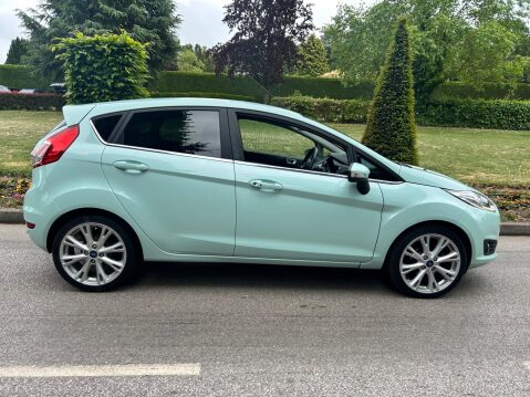 Ford Fiesta 1.0T EcoBoost Titanium Euro 6 (s/s) 5dr 4
