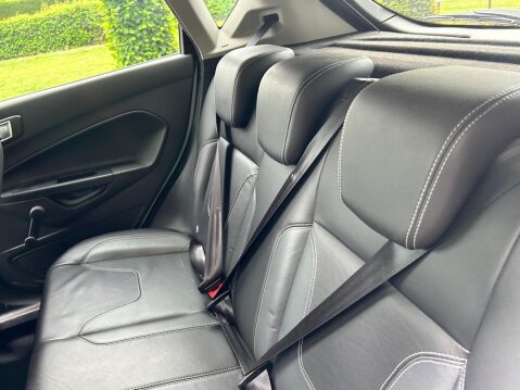 Ford Fiesta 1.0T EcoBoost Titanium Euro 6 (s/s) 5dr 23