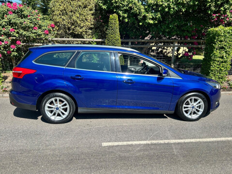 Ford Focus 1.0T EcoBoost Zetec Euro 6 (s/s) 5dr 9
