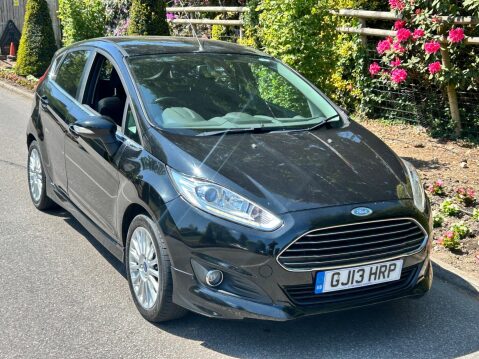 Ford Fiesta 1.0T EcoBoost Titanium Euro 5 (s/s) 5dr 8