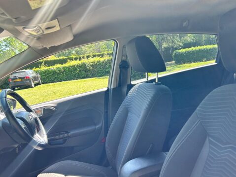 Ford Fiesta 1.0T EcoBoost Titanium Euro 5 (s/s) 5dr 24