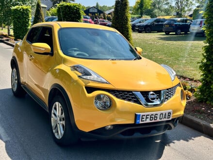 Nissan Juke 1.2 DIG-T N-Connecta Euro 6 (s/s) 5dr