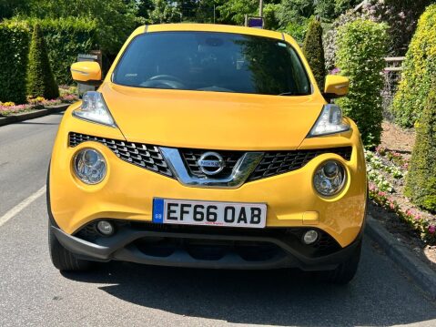 Nissan Juke 1.2 DIG-T N-Connecta Euro 6 (s/s) 5dr 8