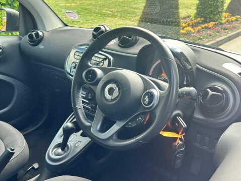 Smart Fortwo Coupe 1.0 Passion Twinamic Euro 6 (s/s) 2dr 13